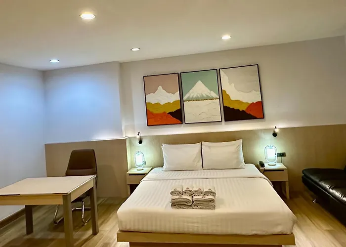 Sakura Sky Hotel Bangkok