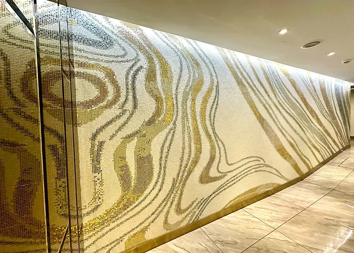 Sakura Sky Hotel 3*